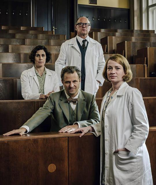 夏利特医院 第三季 第01集